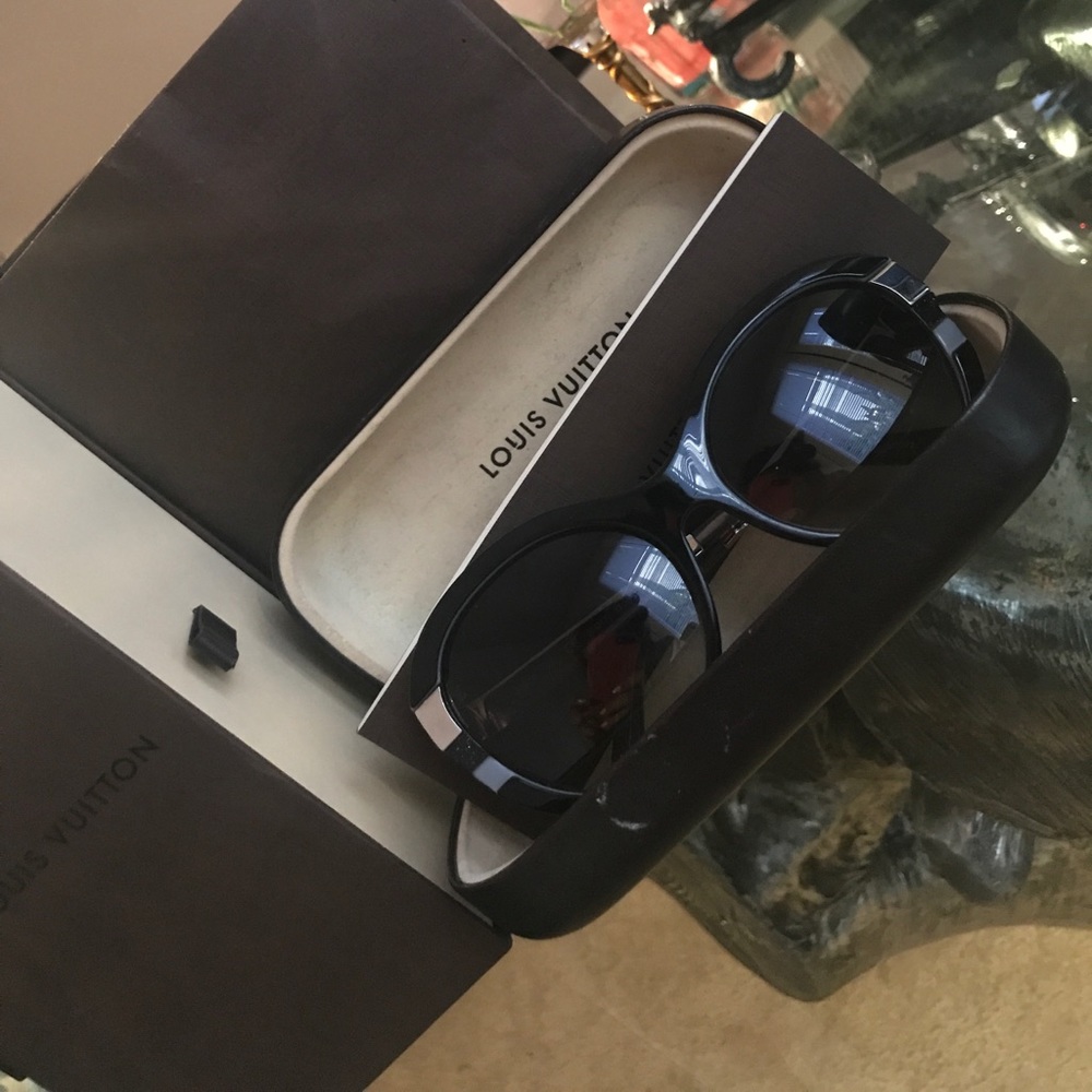 Authentic LV sunglasses